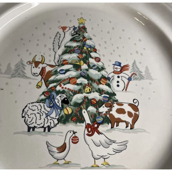 (4) International China Stoneware 11" Dinner Plates Country Christmas Pattern - Picture 8 of 9